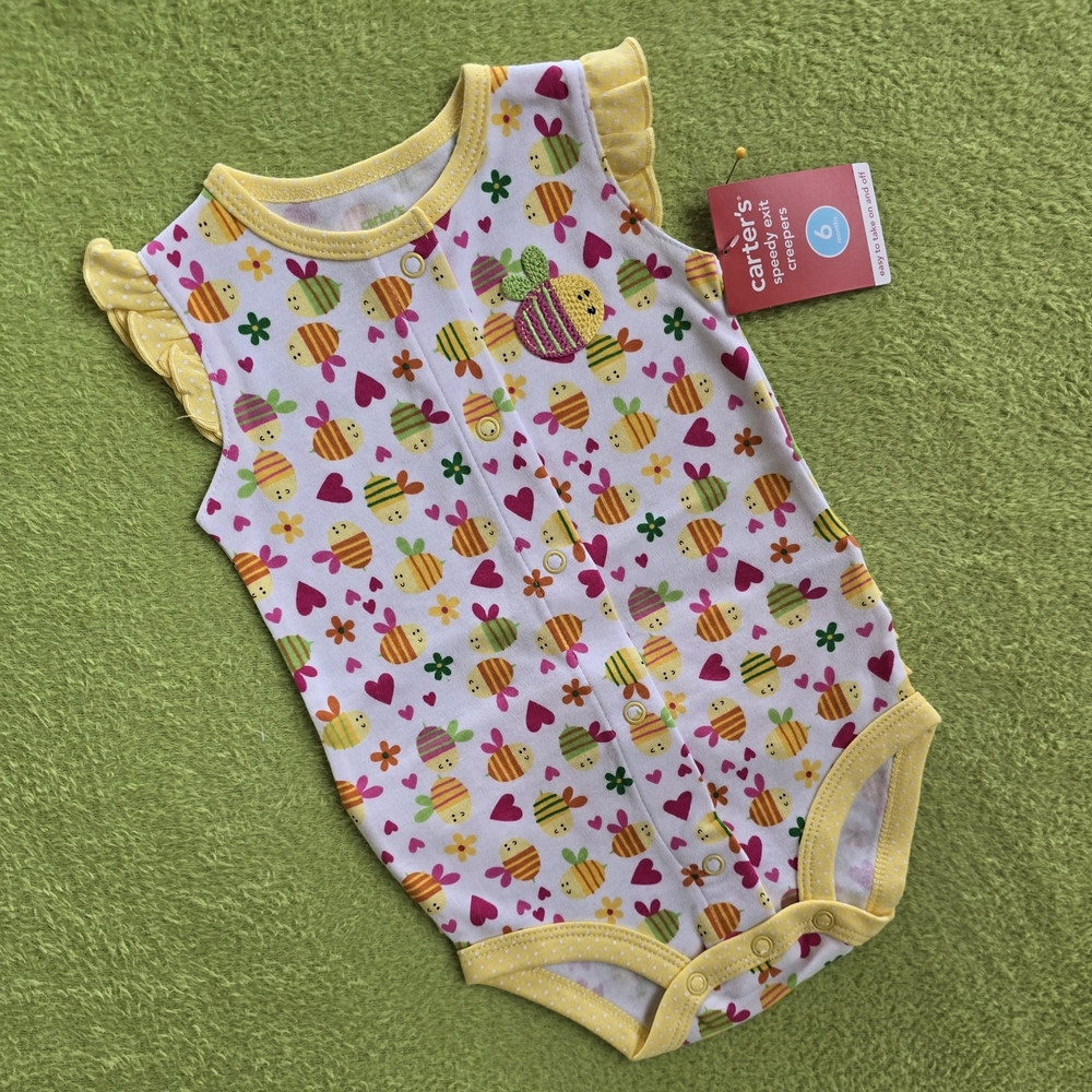 NWT 3-6M Baby GIRL CREEPER ROMPER Colorful Bee + Heart + Ruffles on BUM (Q1)
